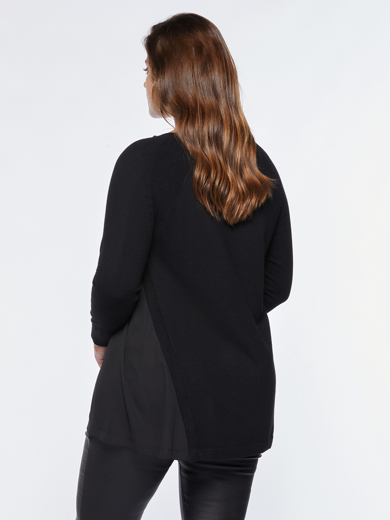 Maglia lunga con inserti in tessuto image number 1