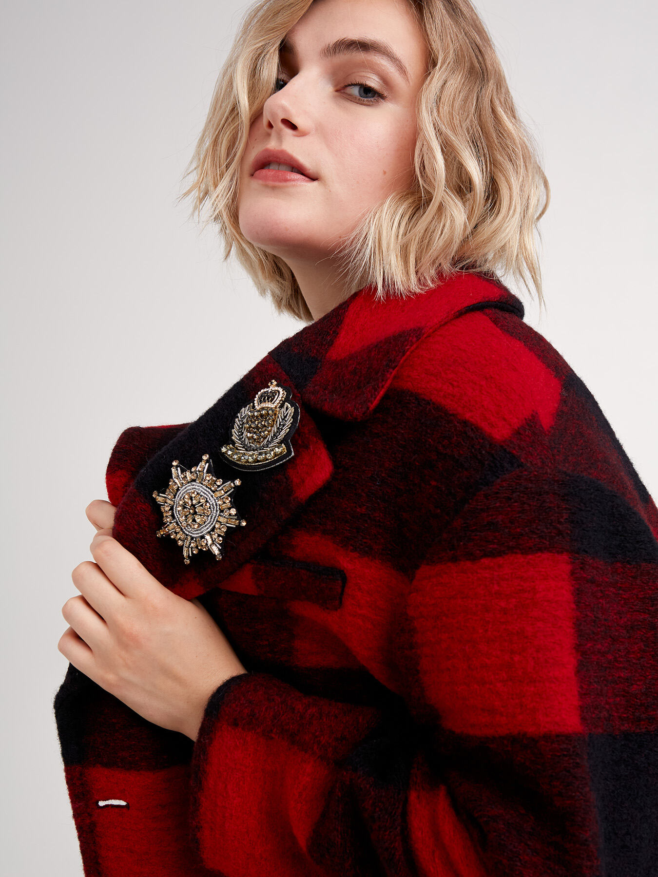 Broches brod&eacute;es image number 0