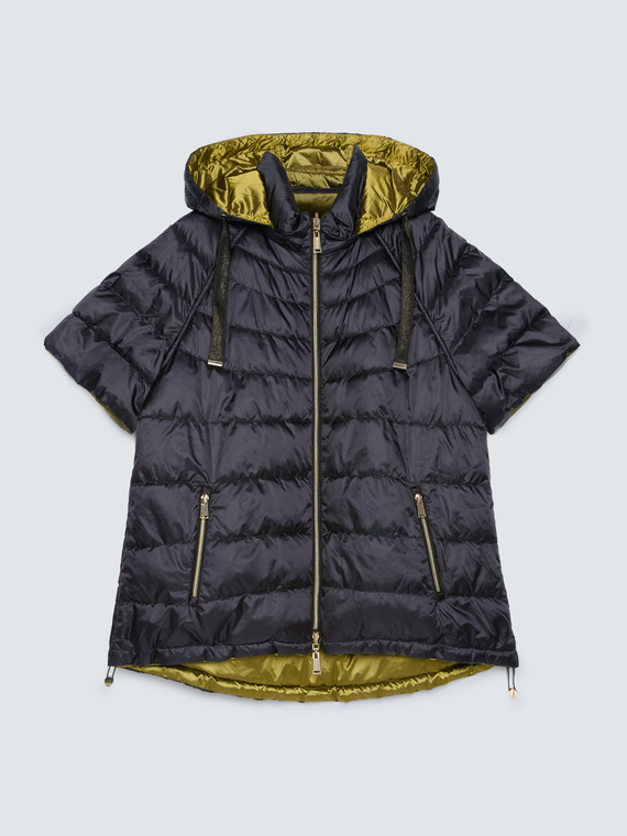 Reversible short-sleeve puffer jacket