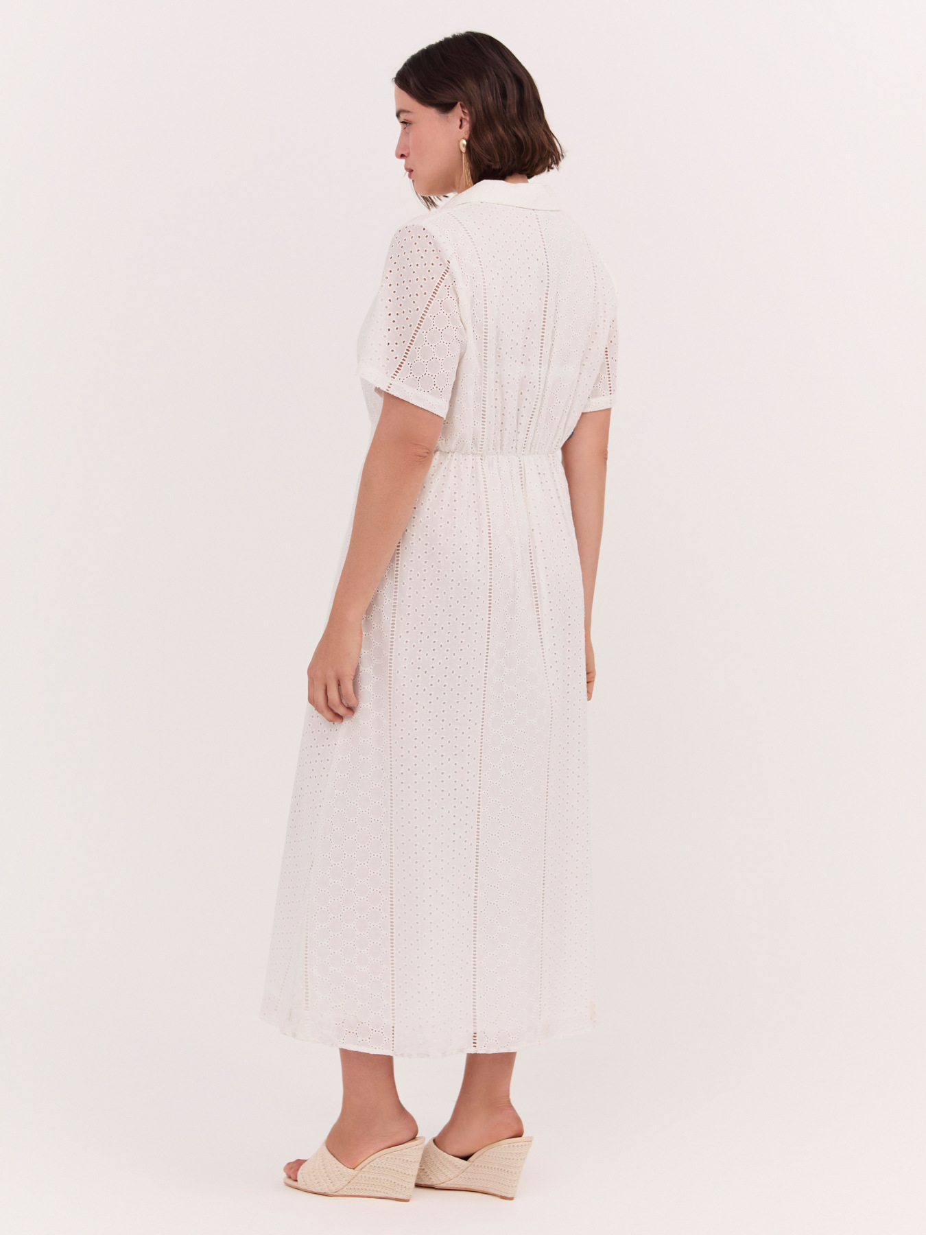 Robe ligne grecque DREAM en broderie anglaise image number 3