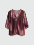 Blusa estampada difuminada image number 4