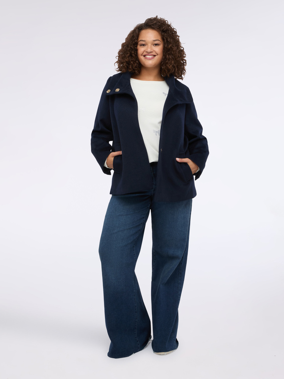 Wolljacke mit Kapuze