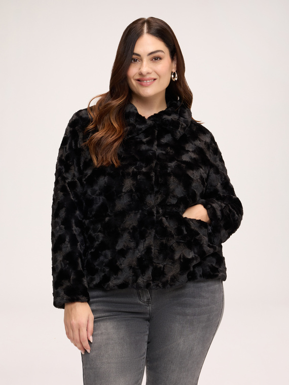 Short faux fur jacket