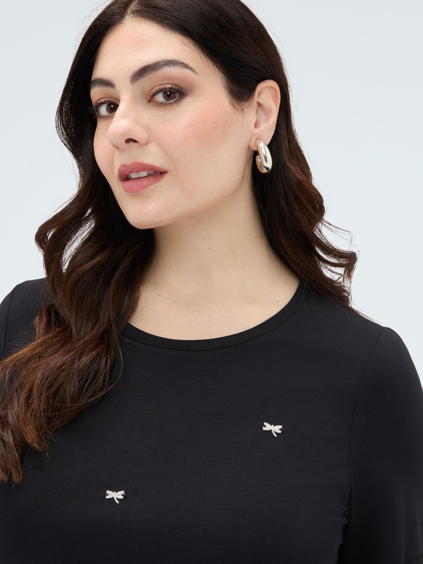 T-shirt in cotone con charm libellula image number 2