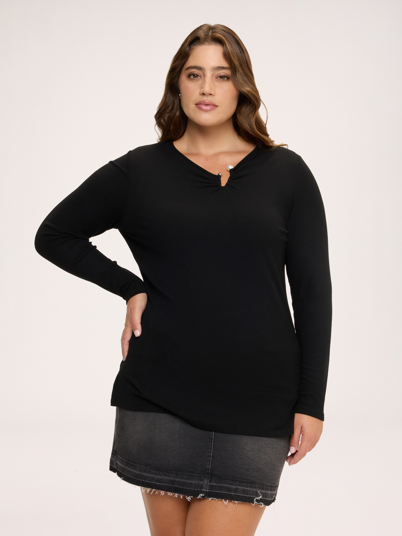 Jersey t-shirt with neckline detail image number 0