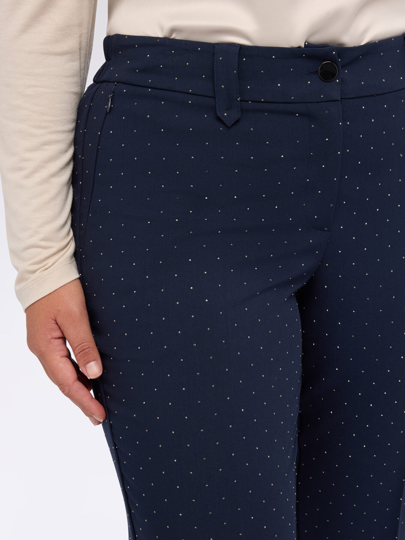 Pantalon Carrot Fit avec points lumineux image number 3