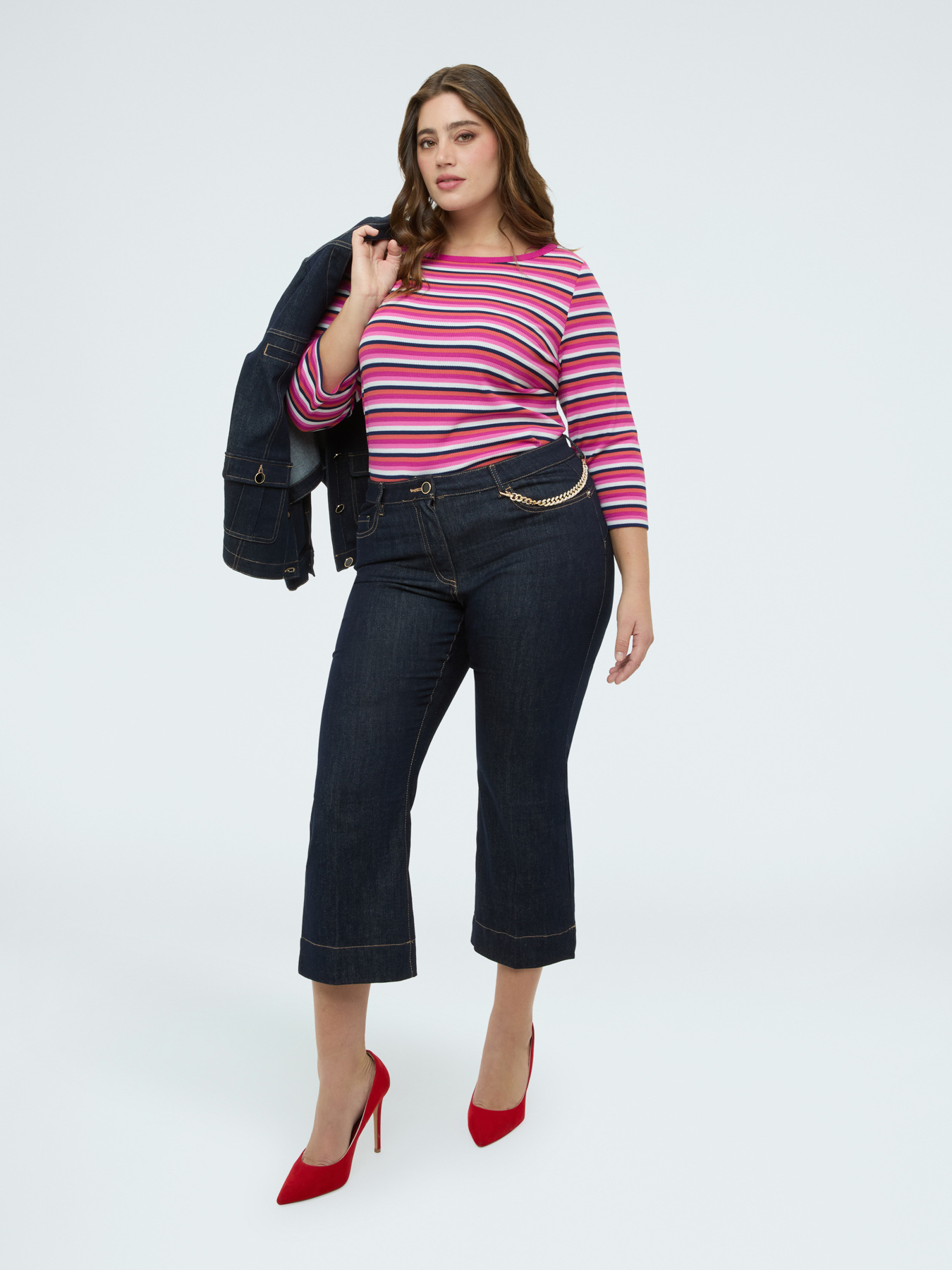 Jean Kick Flare avec cha&icirc;nette d&eacute;corative image number 2