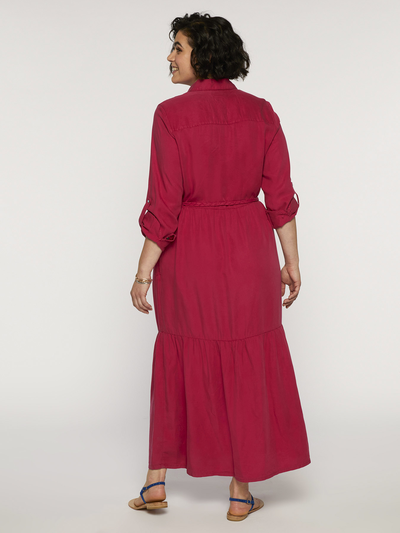 Langes Kleid mit G&uuml;rtel image number 1