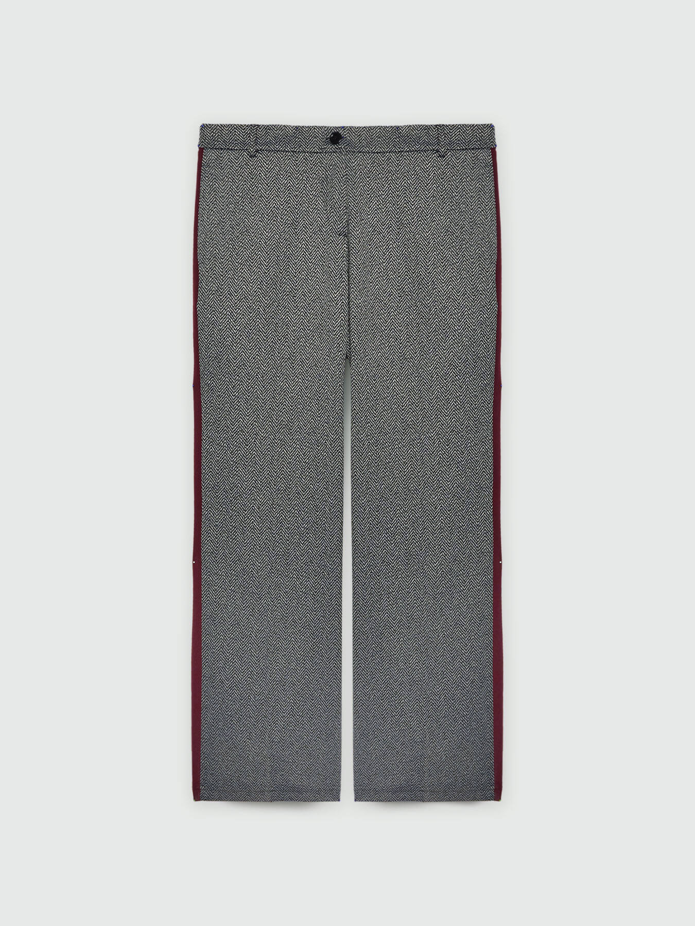 Pantal&oacute;n estampado con bordes en contraste. image number 4