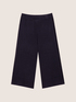 Pantaloni cropped in maglia image number 3