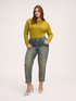 Pullover aus Viskose-Mischgewebe mit Carmenausschnitt image number 2