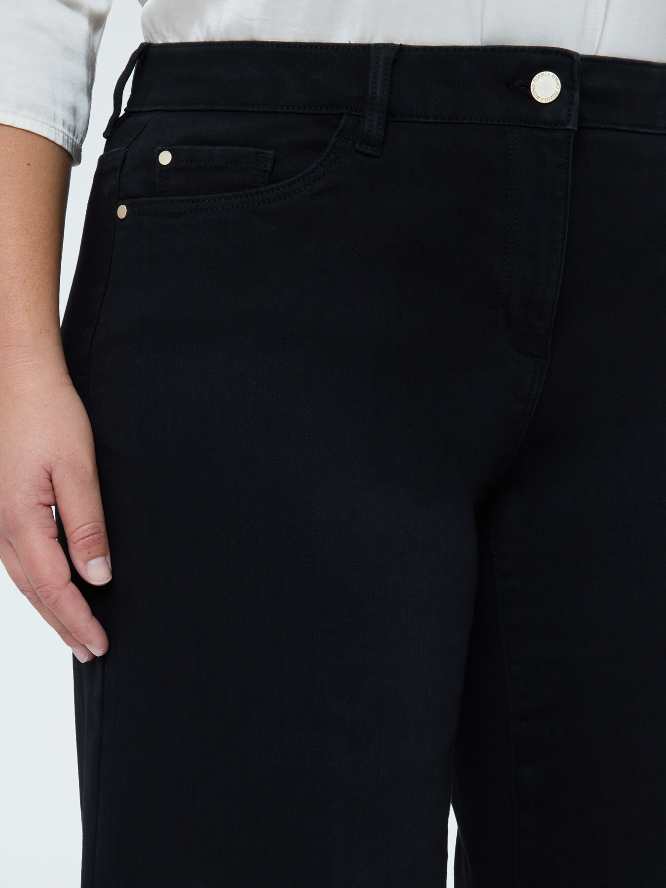 Jeans Wide Leg Waschung Total Black image number 3