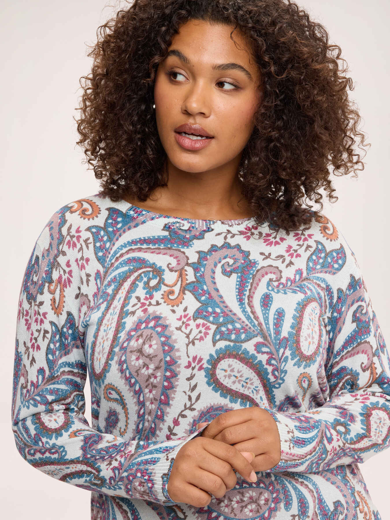 Maglia fine stampa paisley image number 3
