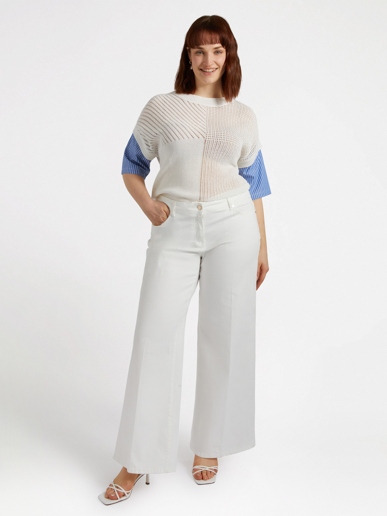 Jersey calado con mangas de rayas image number 0