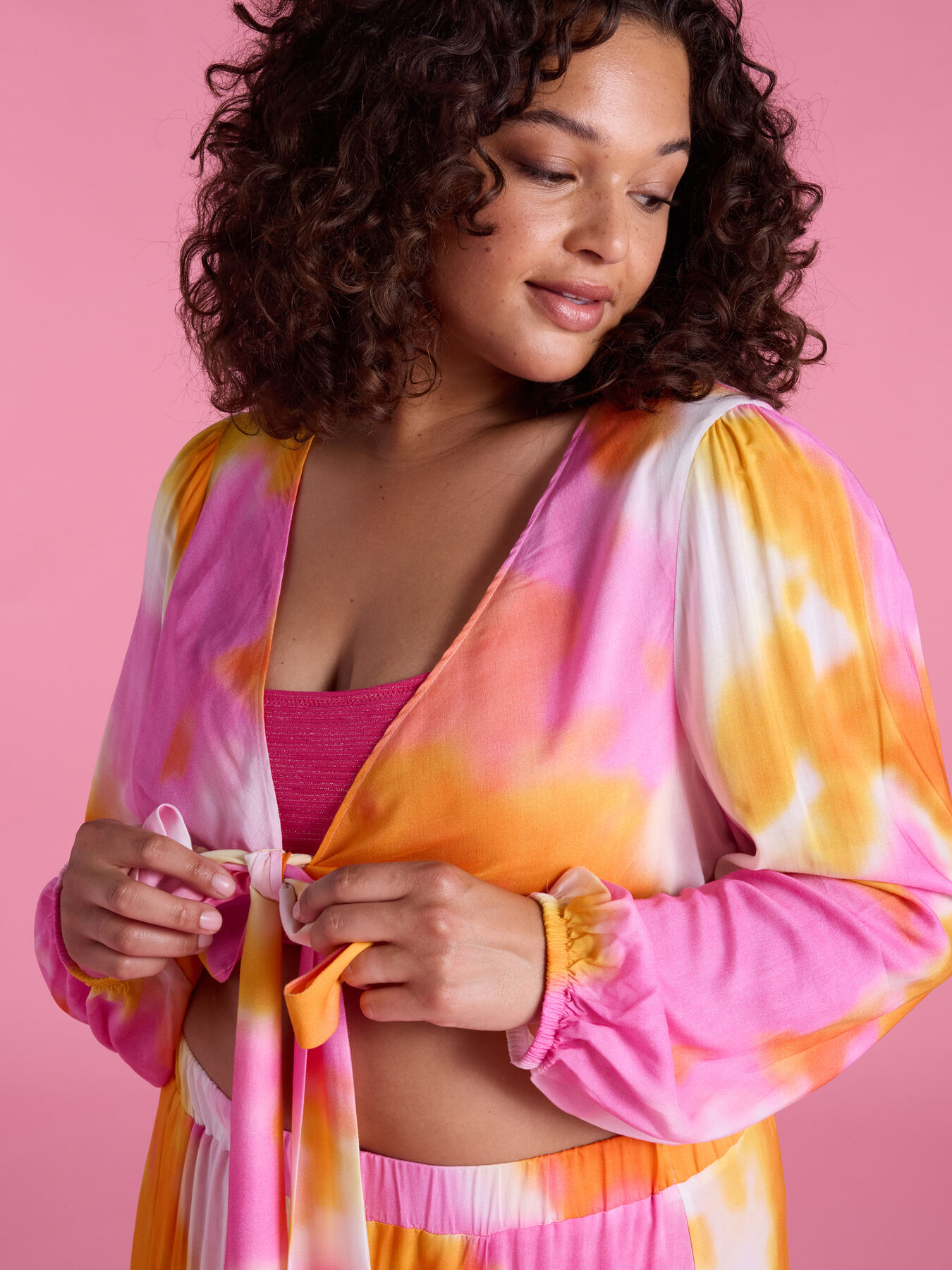 Batik-Bluse mit Knoten image number 4