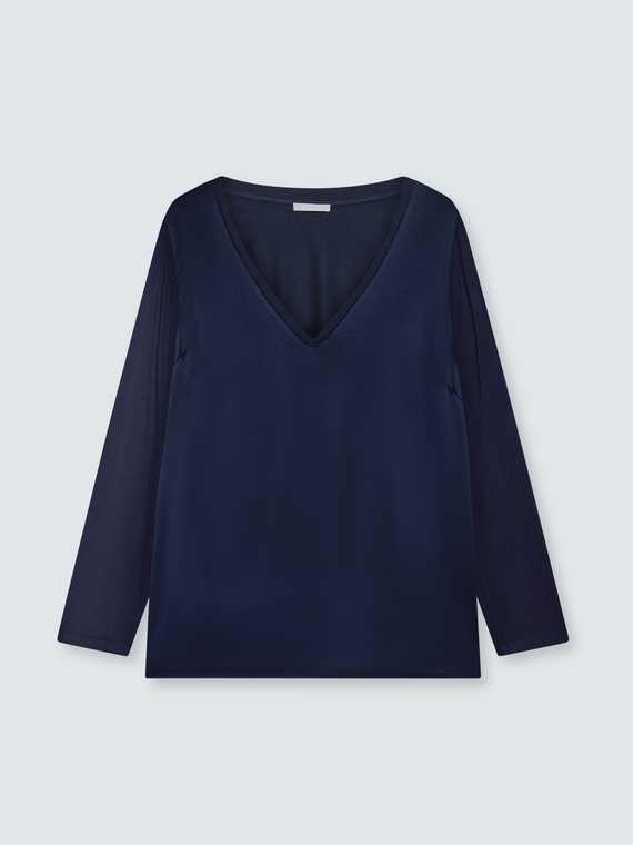 Two-material V-neck T-shirt with long sleeves