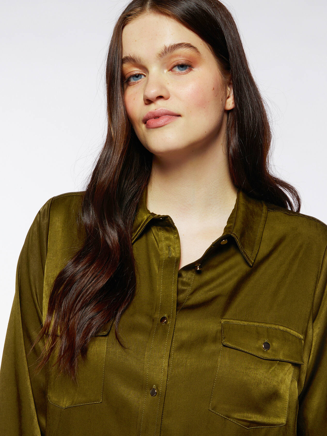 Camicia in raso con taschini image number 3