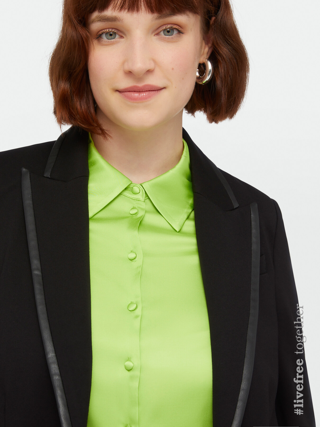 LENZING&trade; ECOVERO&trade; viscose blazer with trims image number 2