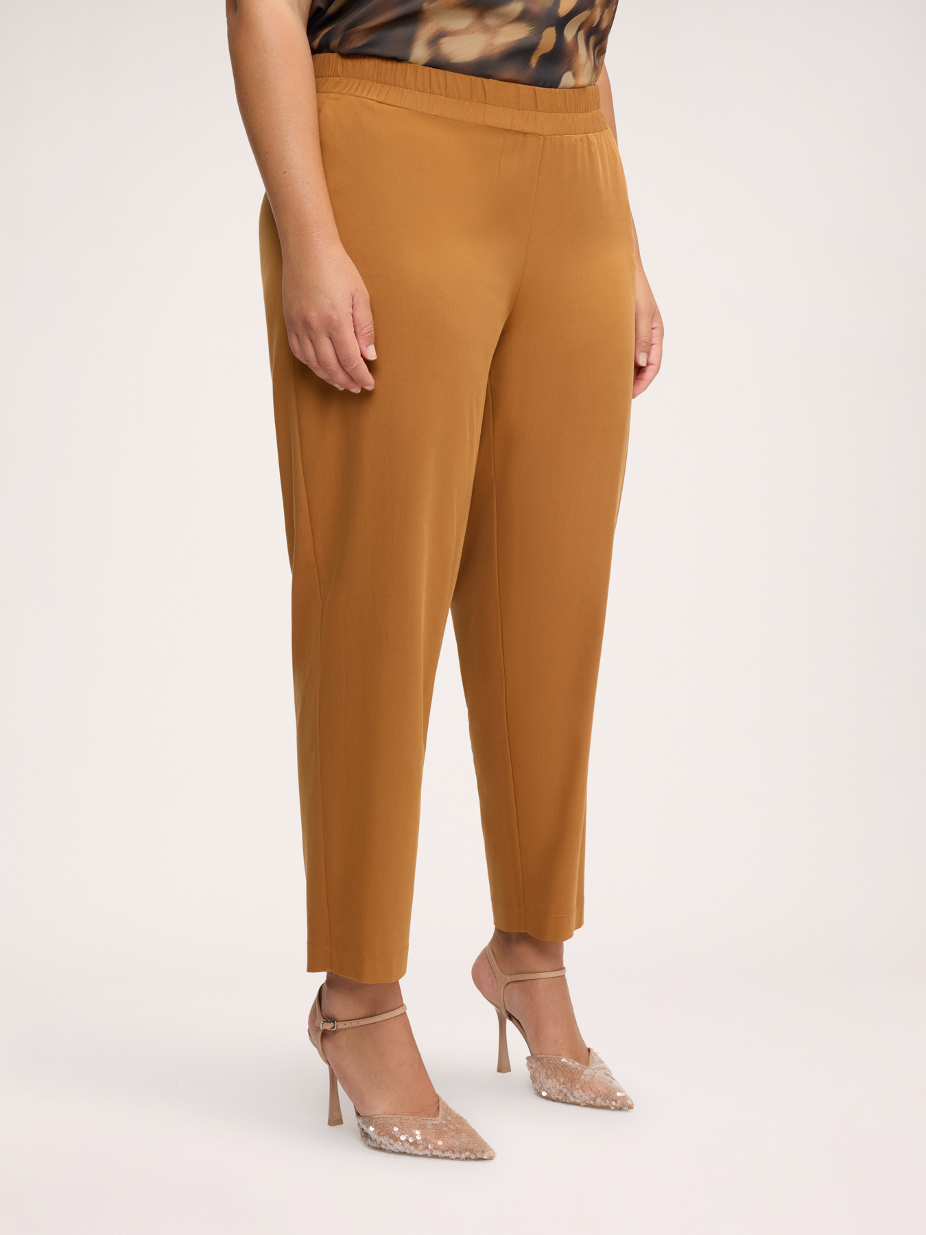 Carrot Fit Trousers image number 0