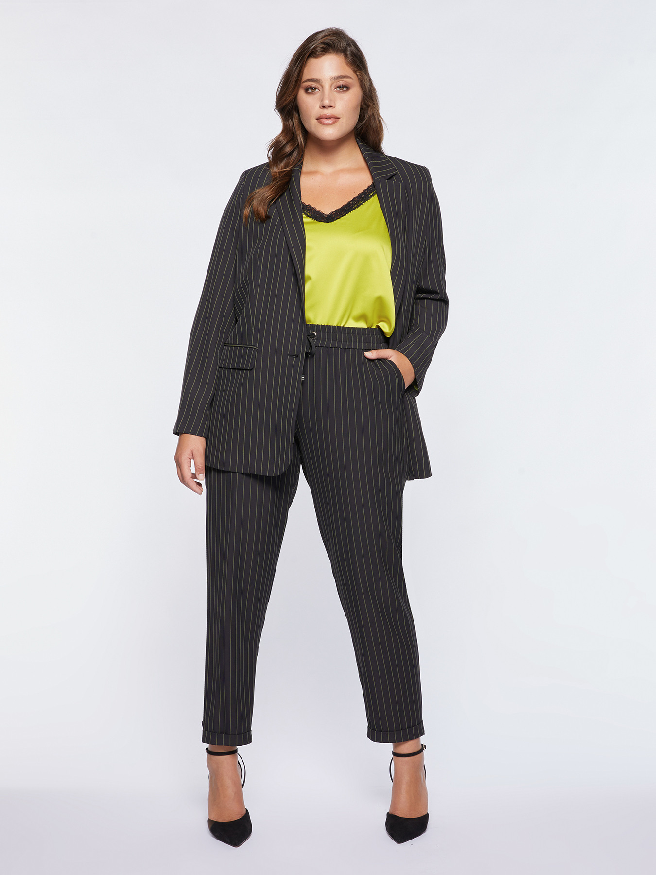 Blazer in tessuto gessato image number 3