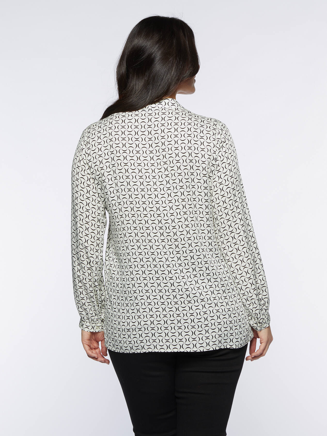 Blouse with geometric print image number 1