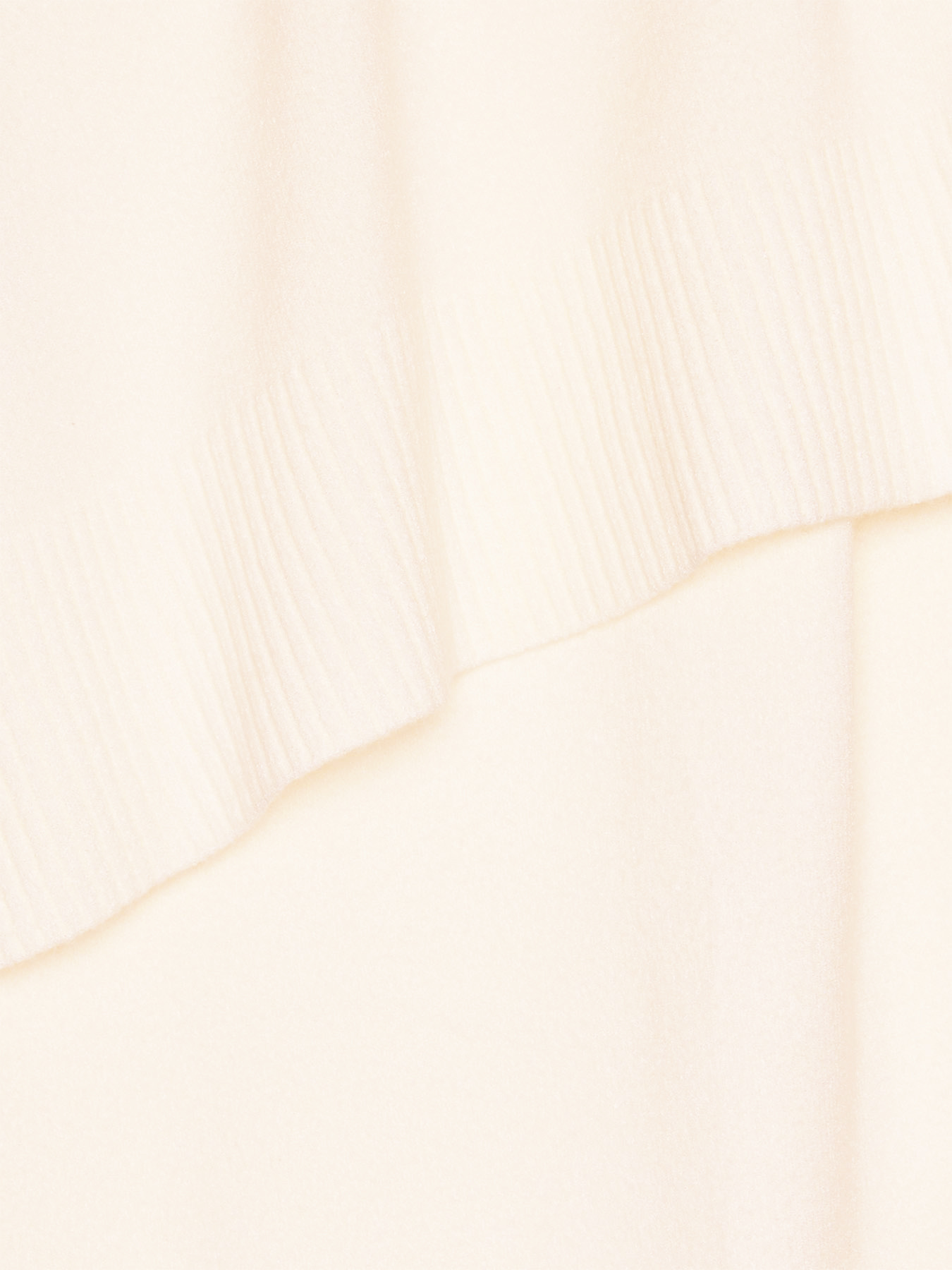 Long scarf with ribbed edges image number 2