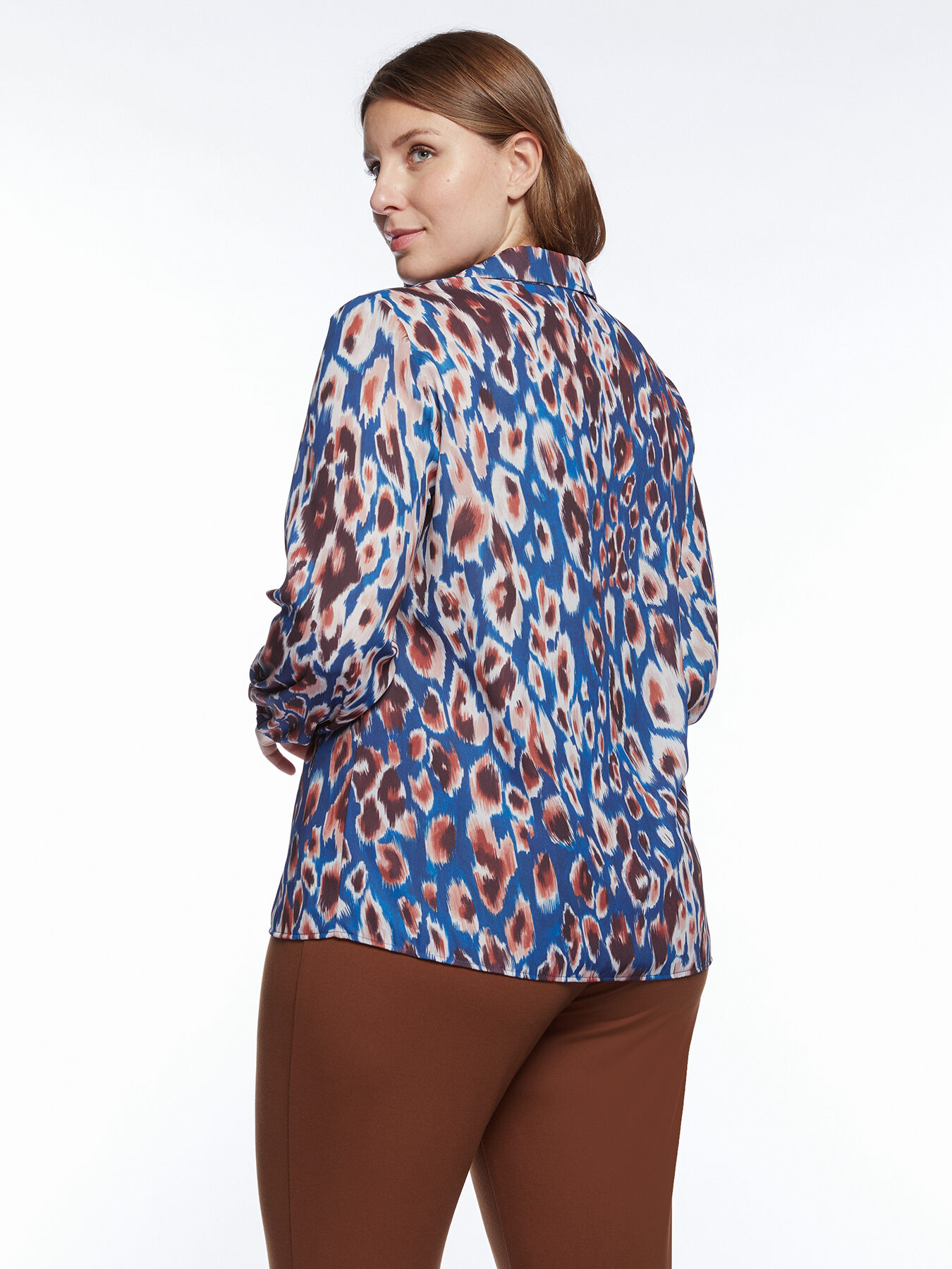 Blouse with leopard print image number 2