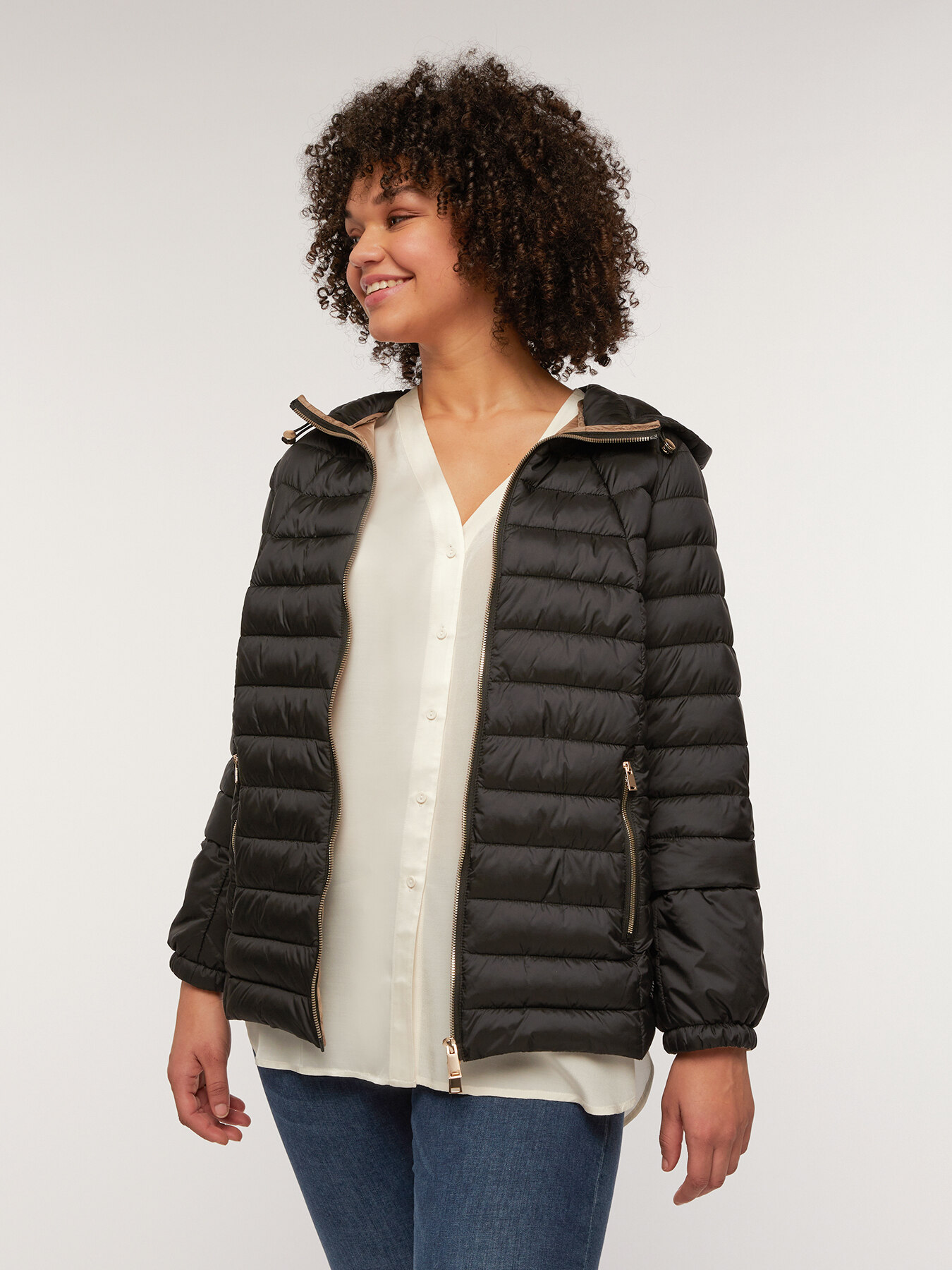 Down jacket with removable sleeves image number 0