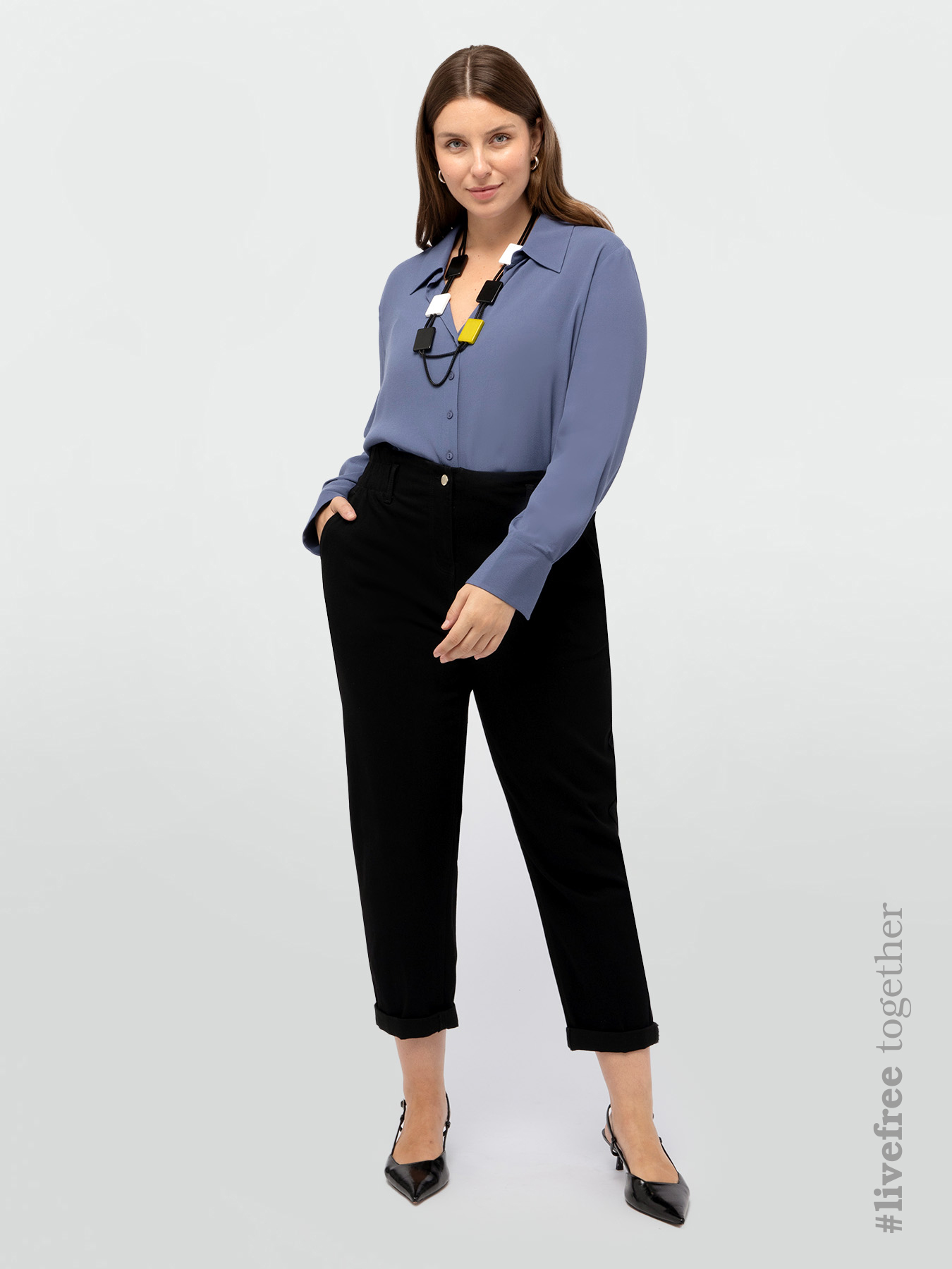 Black balloon jeans image number 0