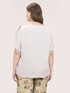 Blouse en satin avec encolure bateau et d&eacute;coupes image number 1