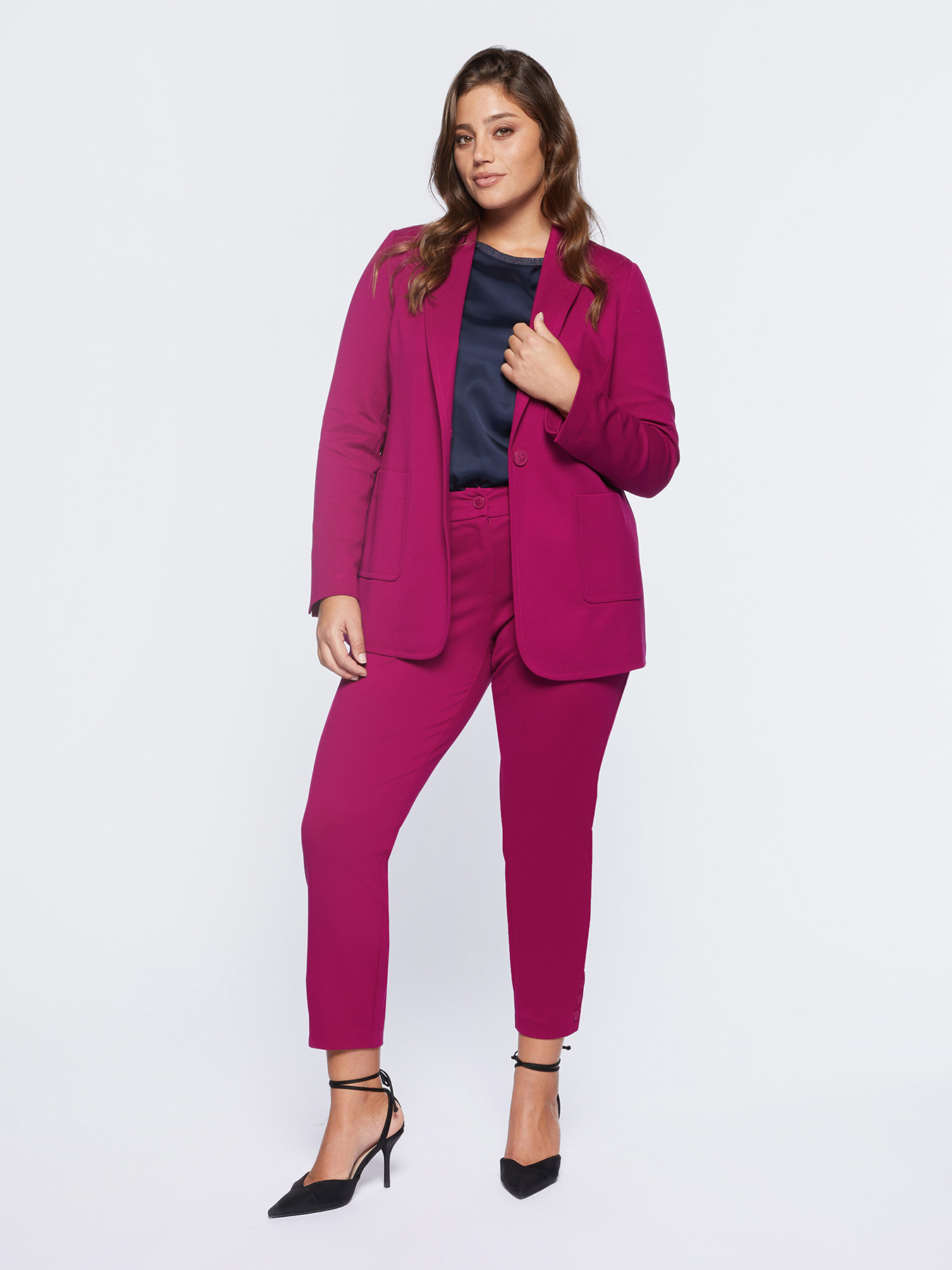 Milano-stitch trousers with buttons on the hem image number 2