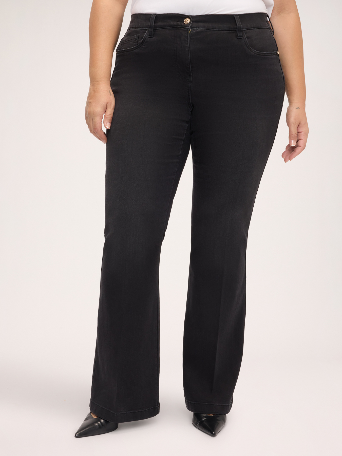 Jeans Flare lavaggio dark image number 0