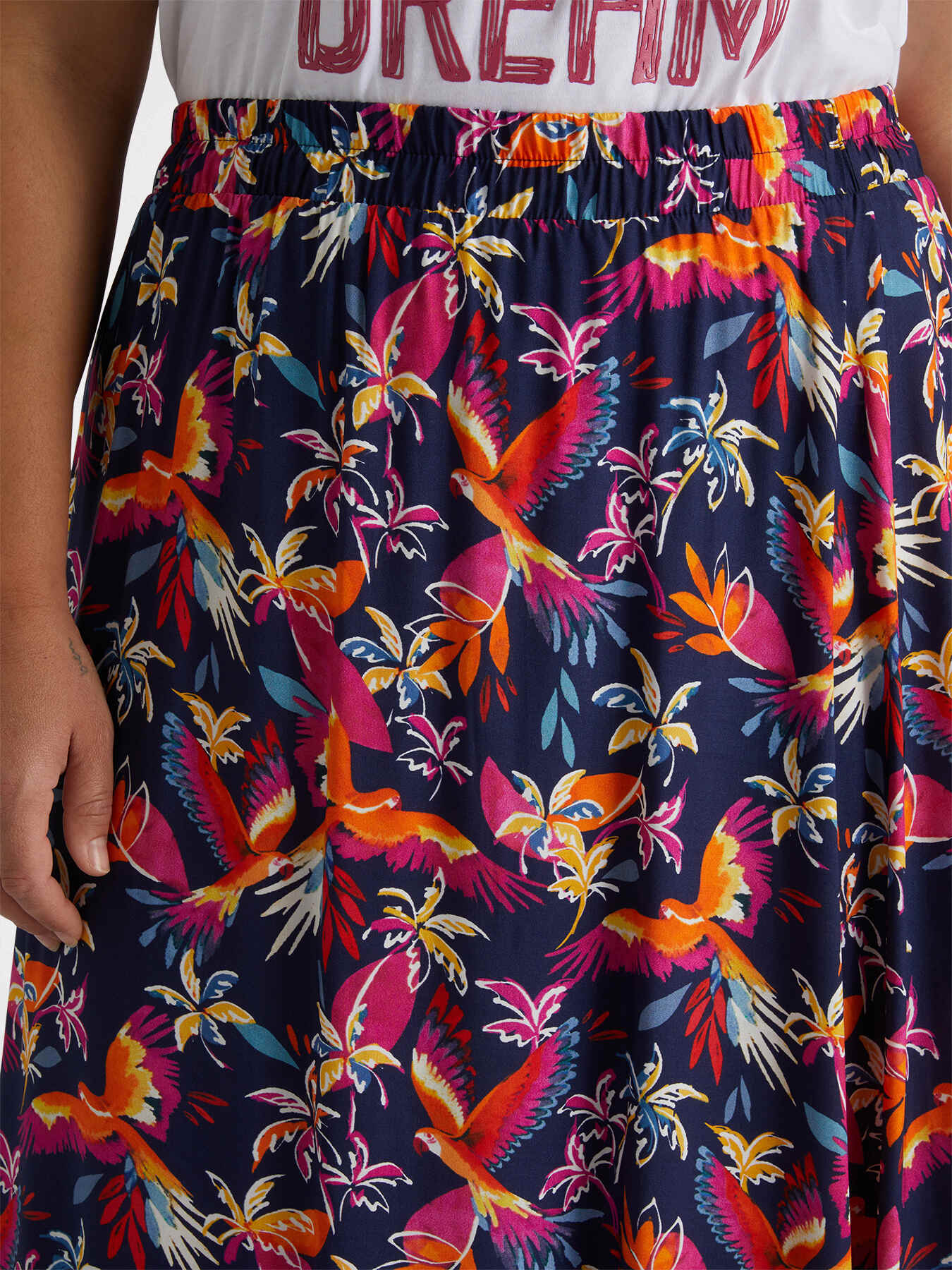 Parrot and Palm print long skirt image number 3
