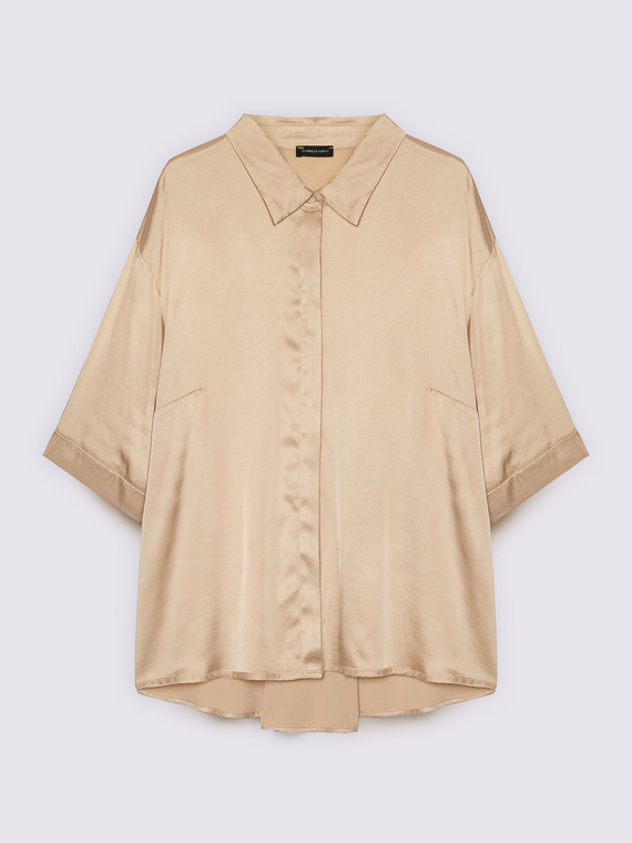 Camisa de sat&eacute;n el&aacute;stico con mangas tres cuartos