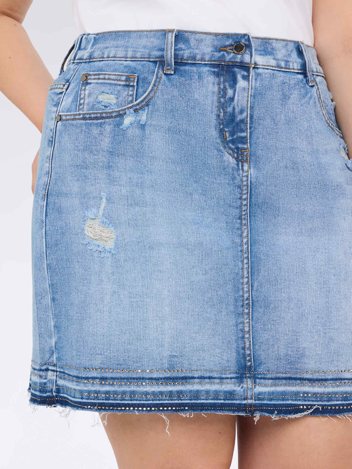 Denim mini skirt with used effect image number 3