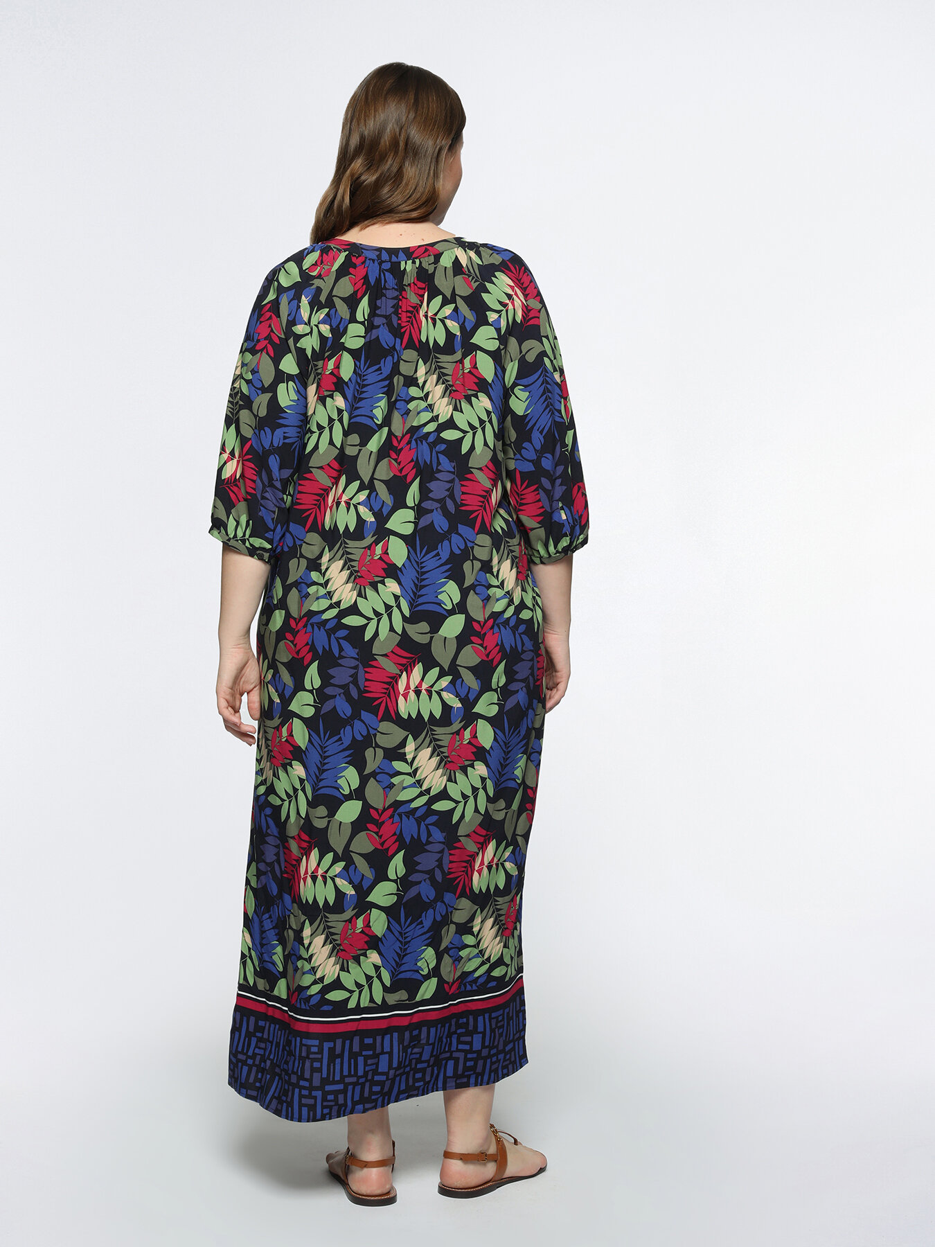 Robe longue imprim&eacute;e en viscose ECOVERO&trade; image number 1