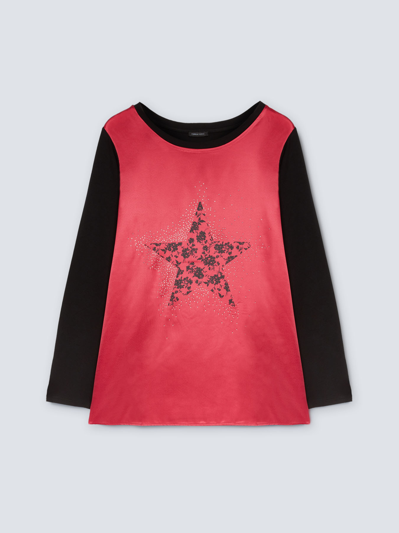 Camiseta con estrella image number 3
