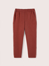 pantalones deportivos informales image number 4