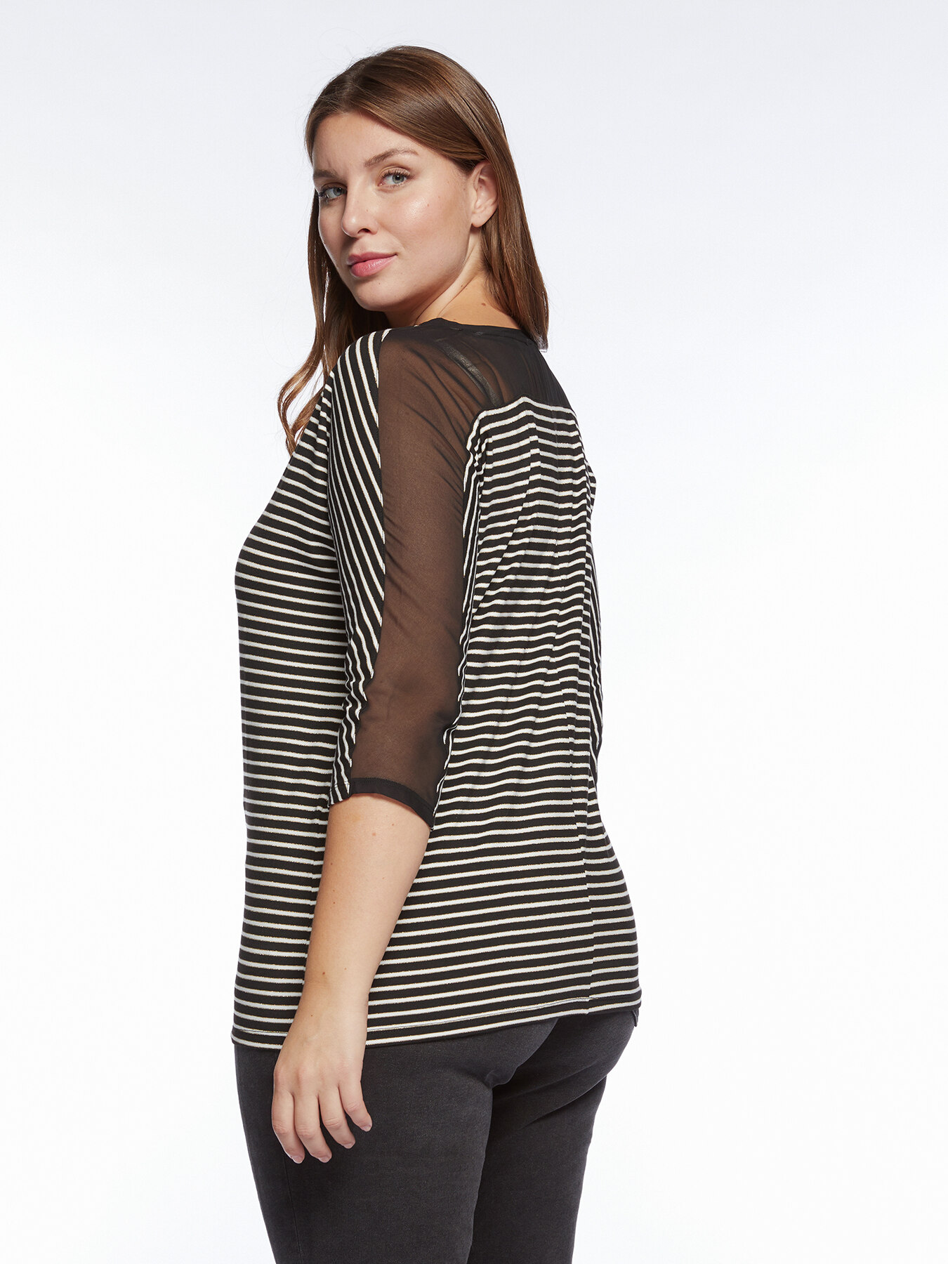 Camiseta de rayas con aplicaciones de tul image number 2