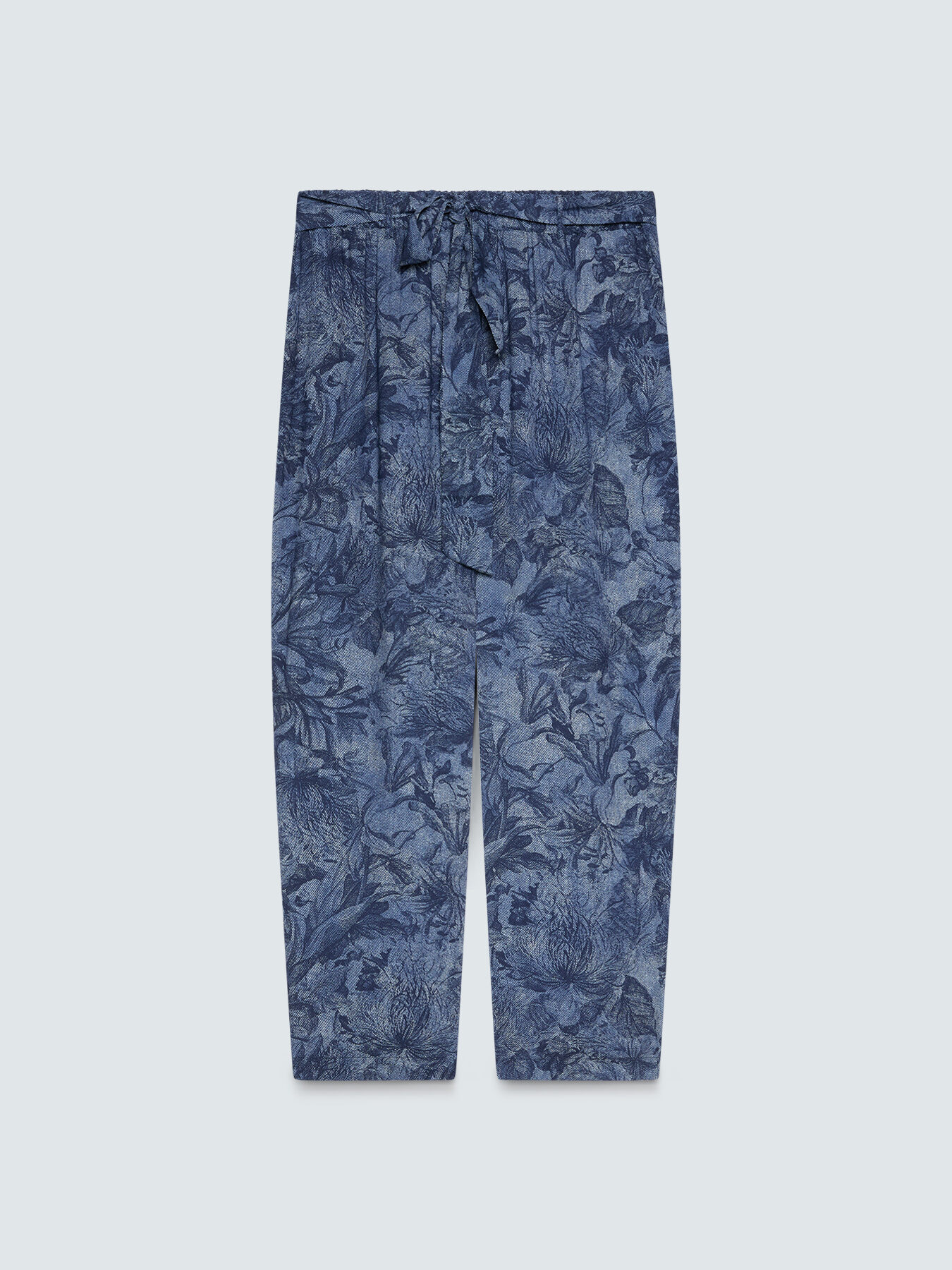 Carrot Pants with Print image number 4