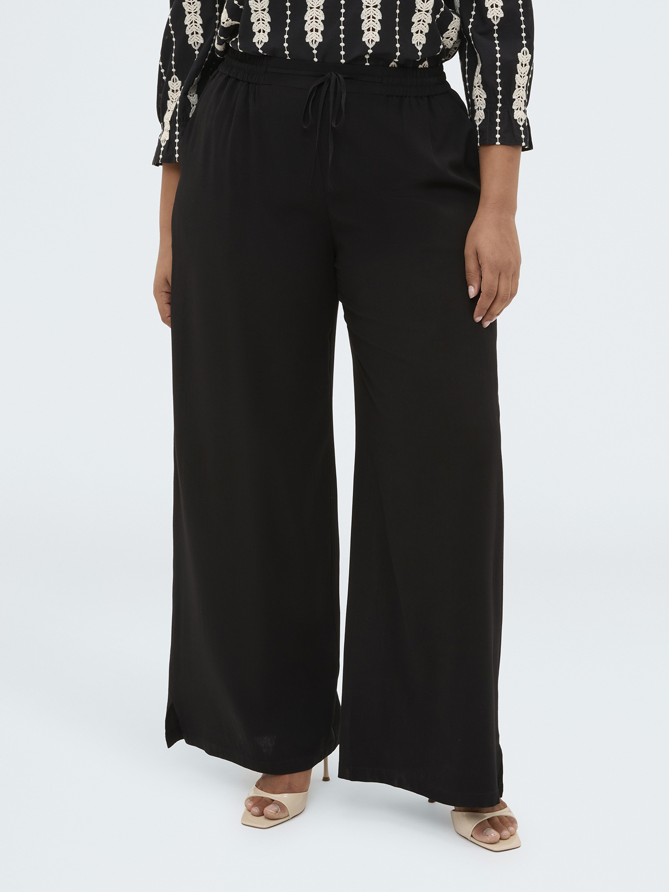 Wide Leg Hose mit Kordelzug in der Taille image number 3