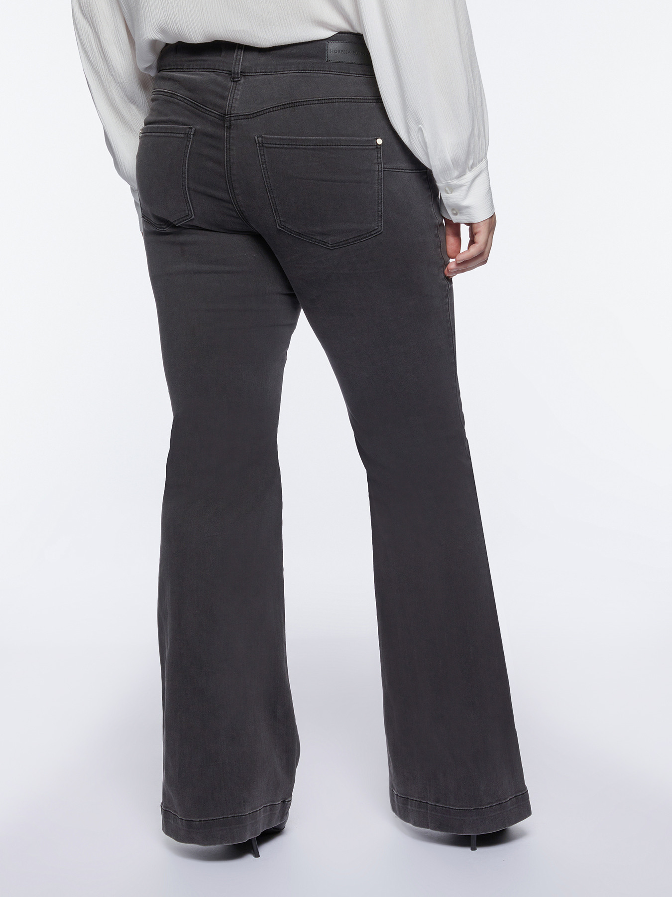 Vaqueros flare turquese image number 1