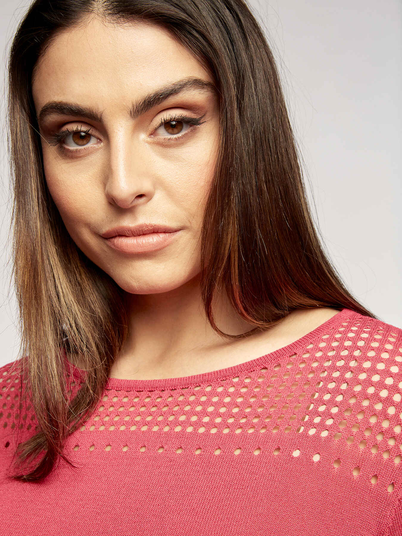 Maglia traforata image number 2