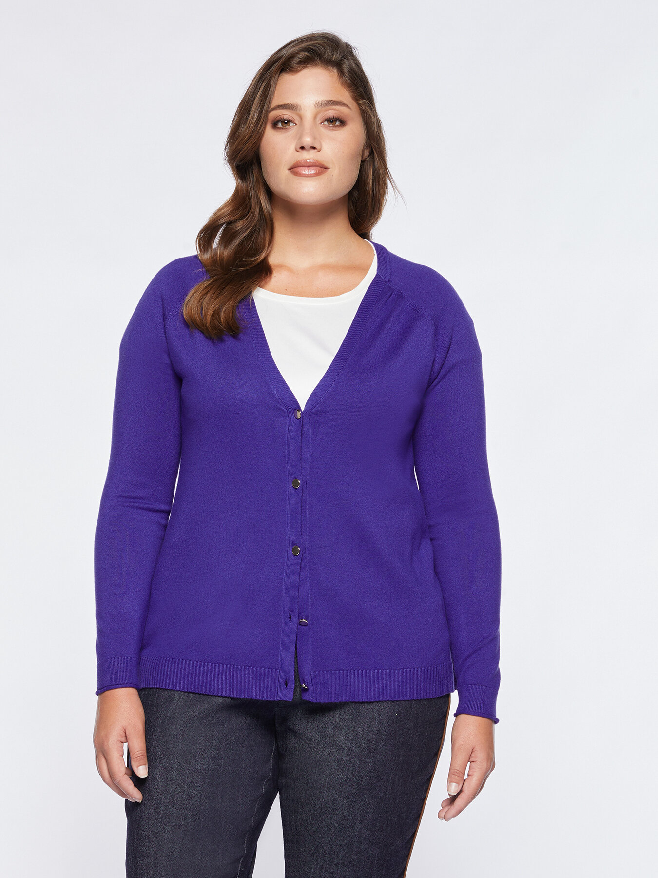 Short cardigan with buttons image number 2