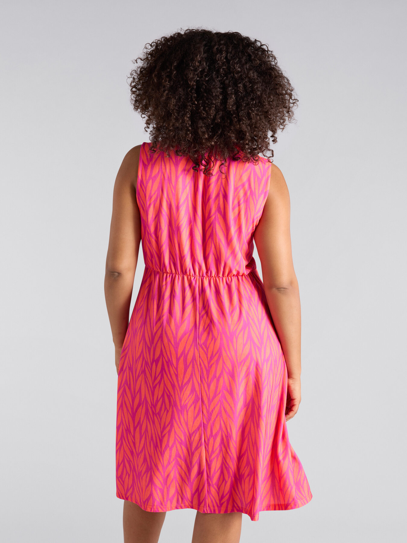 Printed jersey dress image number 1