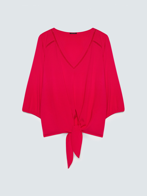 Bluse aus Viskose mit Knoten am Saum