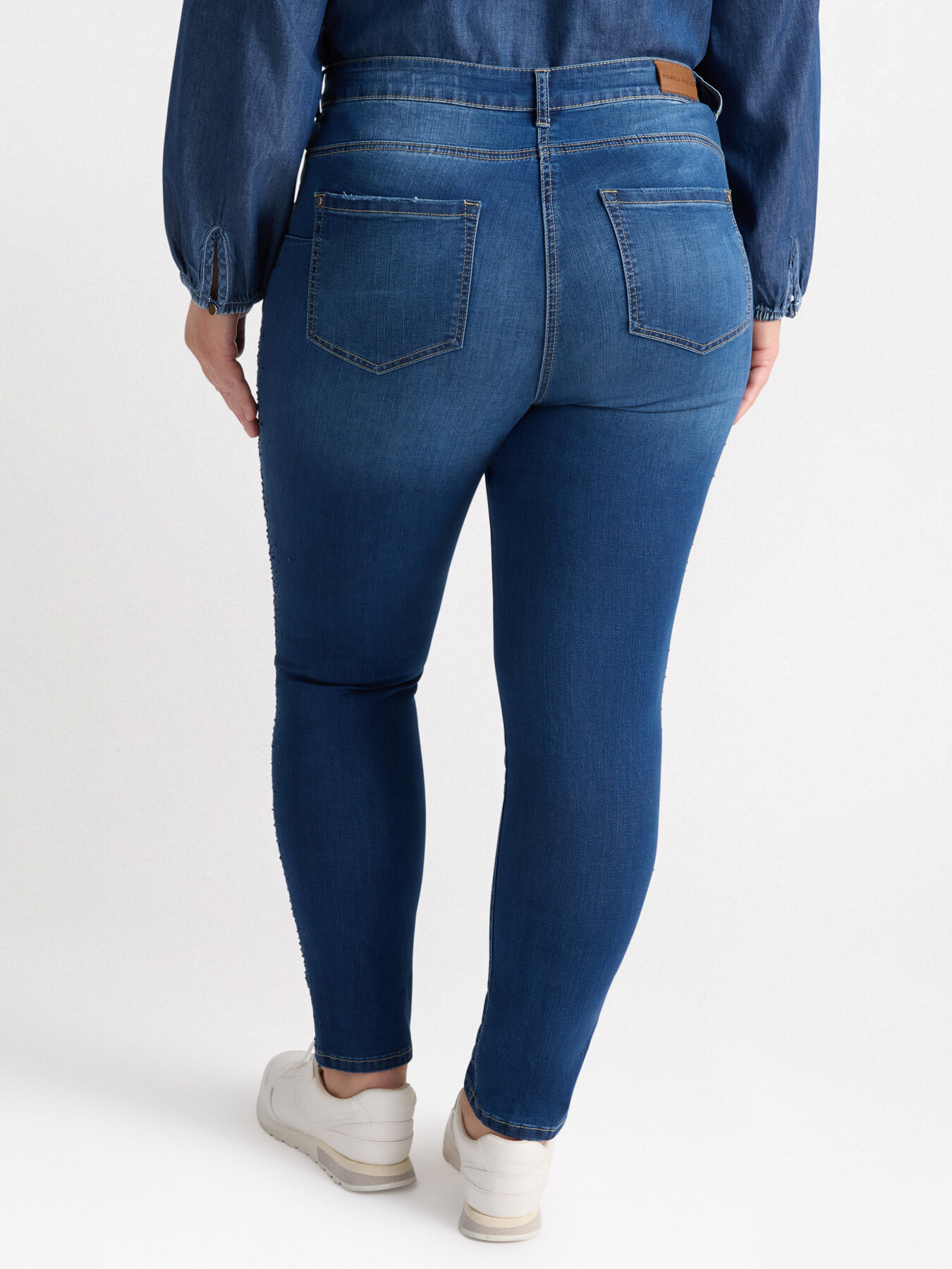 Jeans skinny con strass image number 1