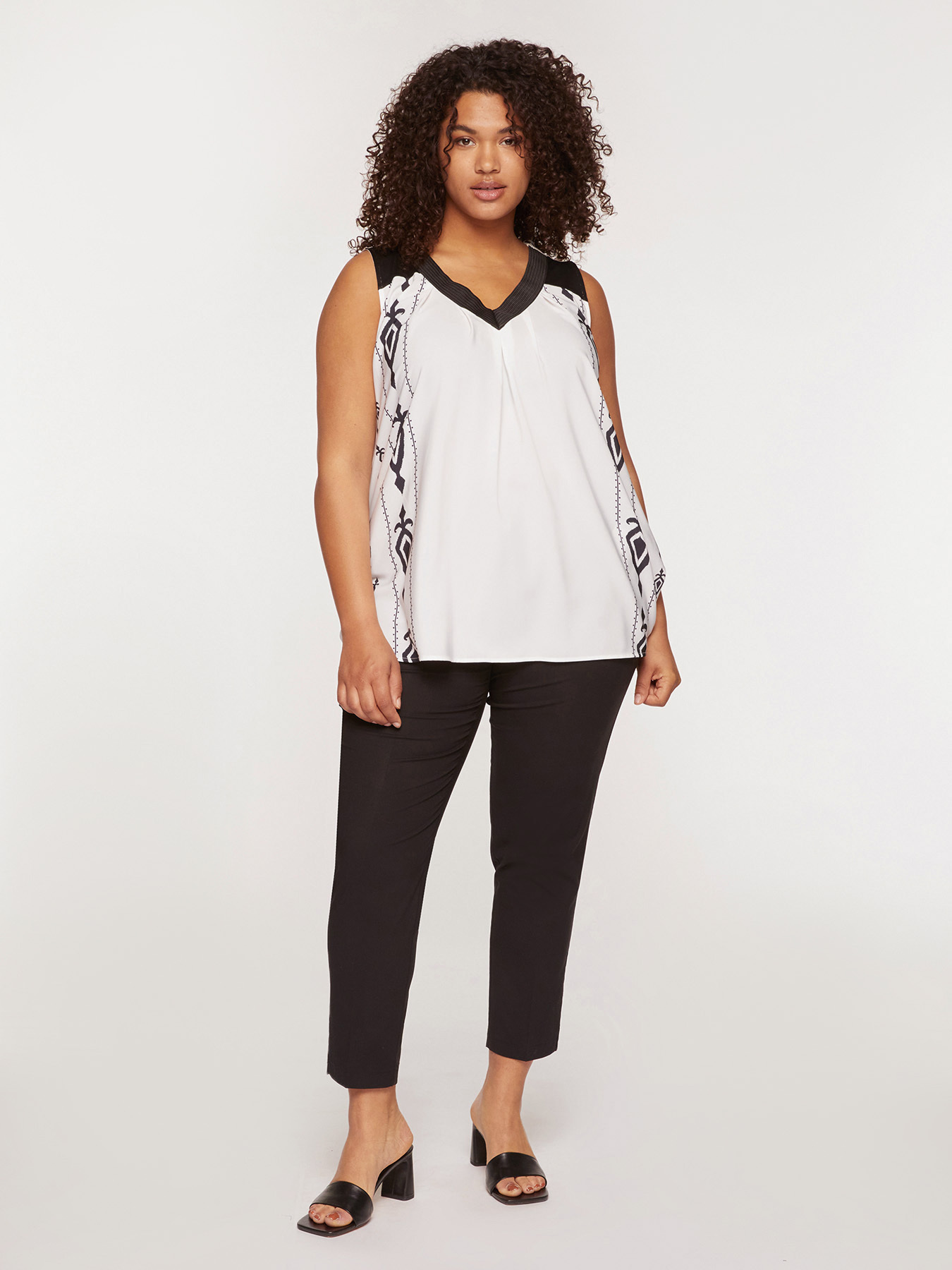 Top &agrave; imprim&eacute; ethnique image number 2