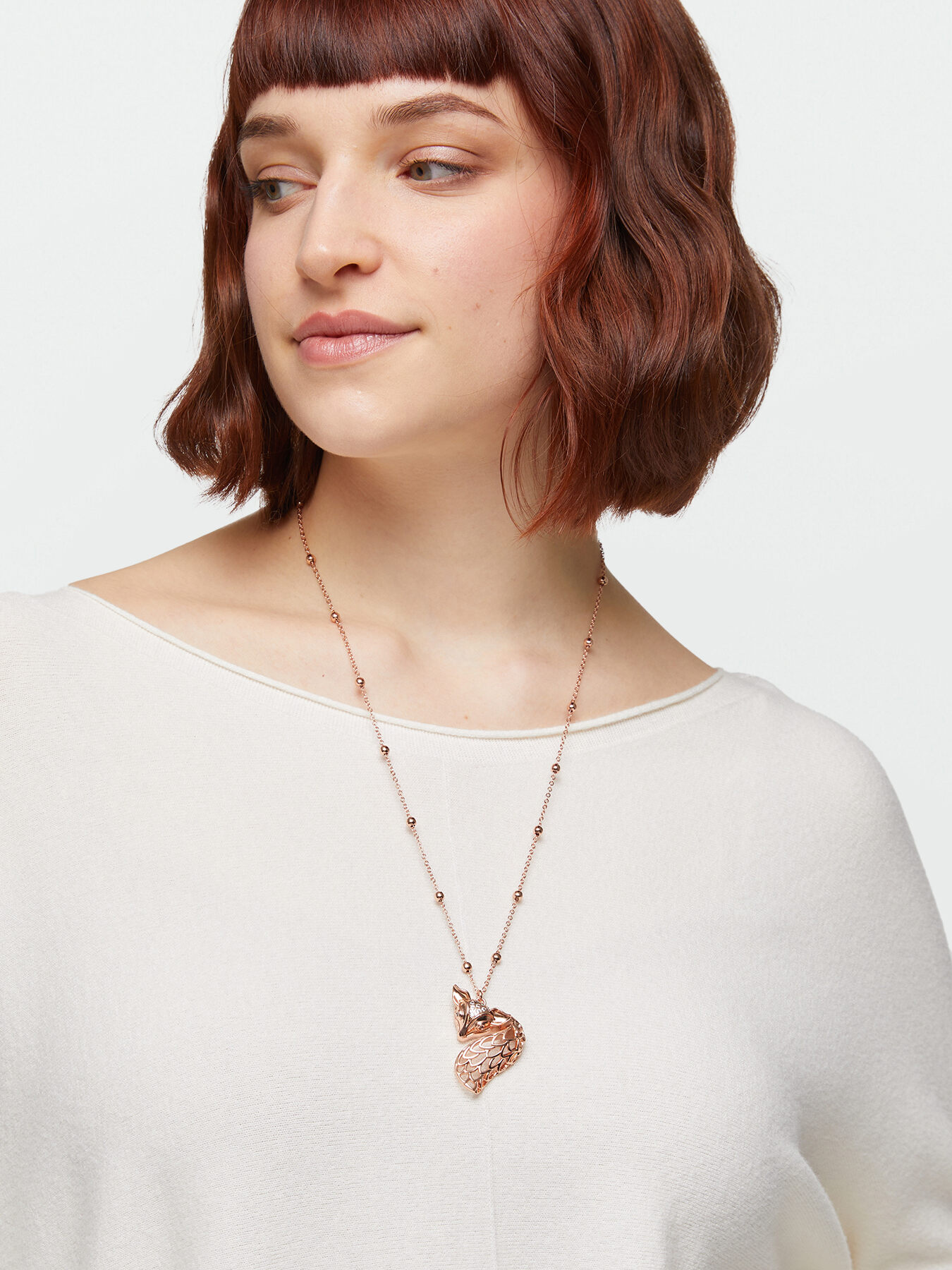 Necklace with fox pendant image number 0