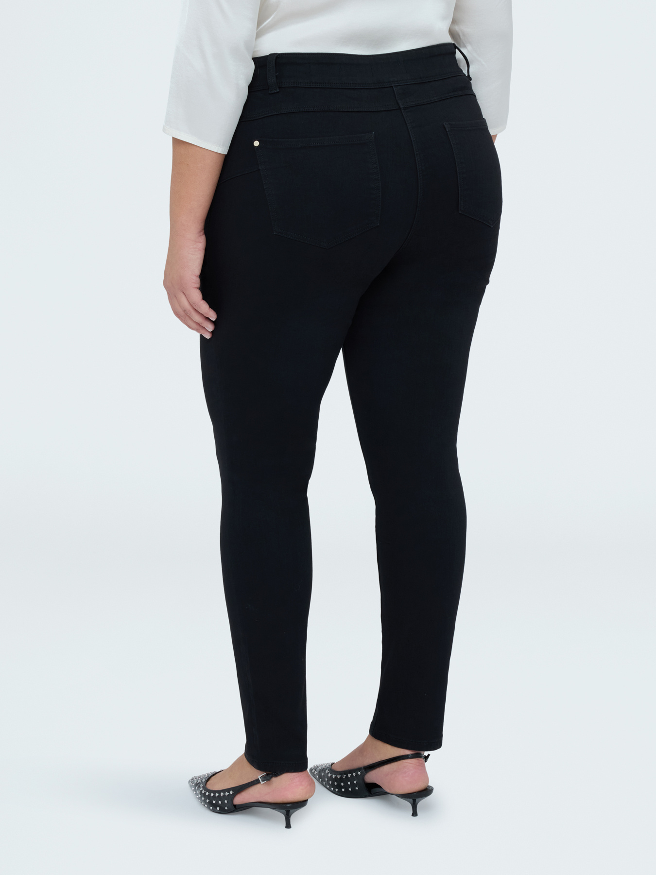 Skinny Jeans total black image number 1